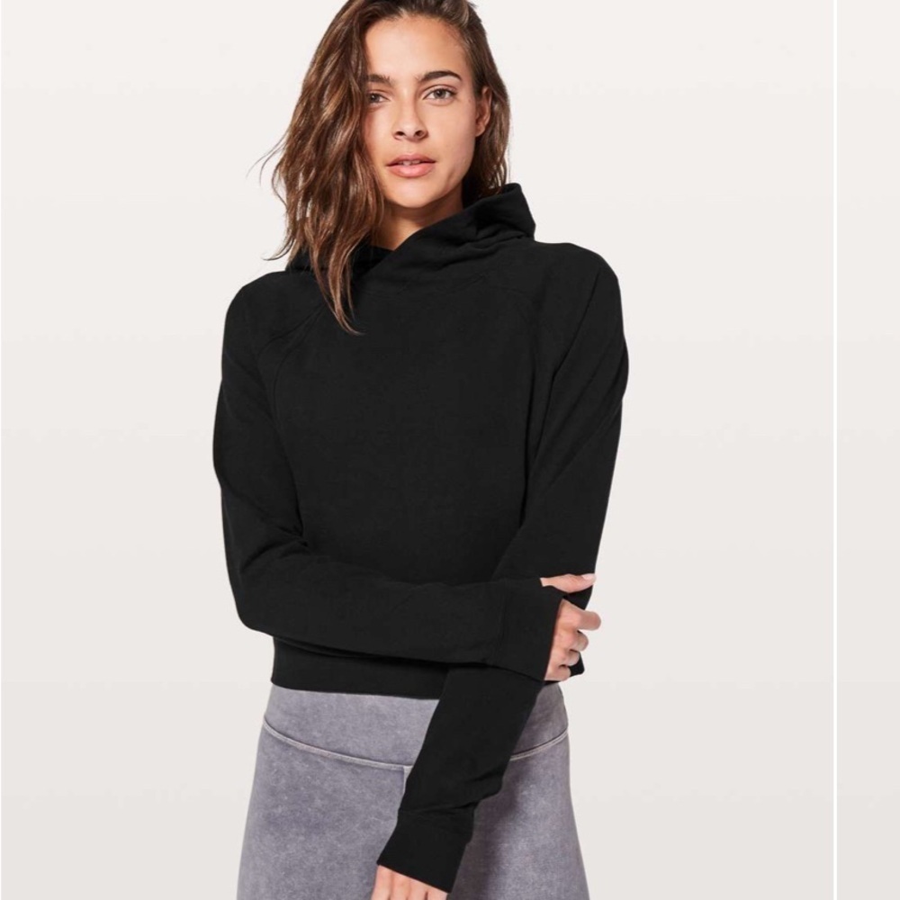 🍋🍋Lululemon Nice & Natural Popover
Black size 6 guc